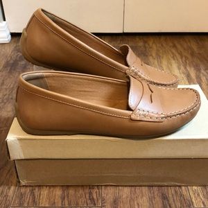 Clarks Tan Driving Loafer